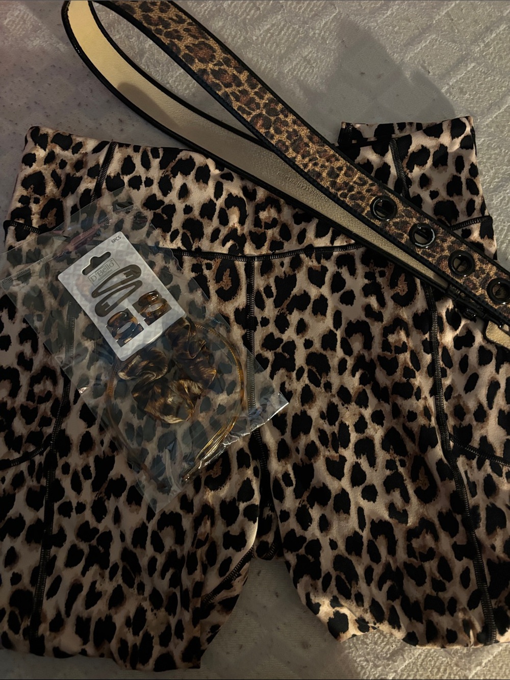 Victoria's Secret Leopard-Print Leggings in Black and Tan